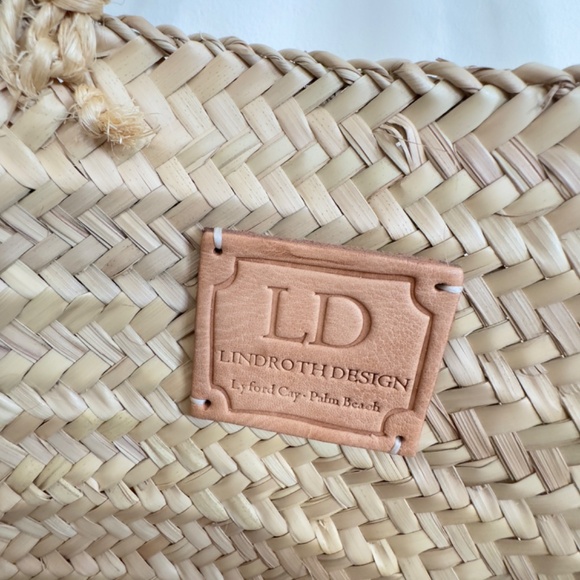 LINDROTH DESIGN Monogrammed Straw Beach Tote "M.S.M" Blue/White - Picture 2 of 7